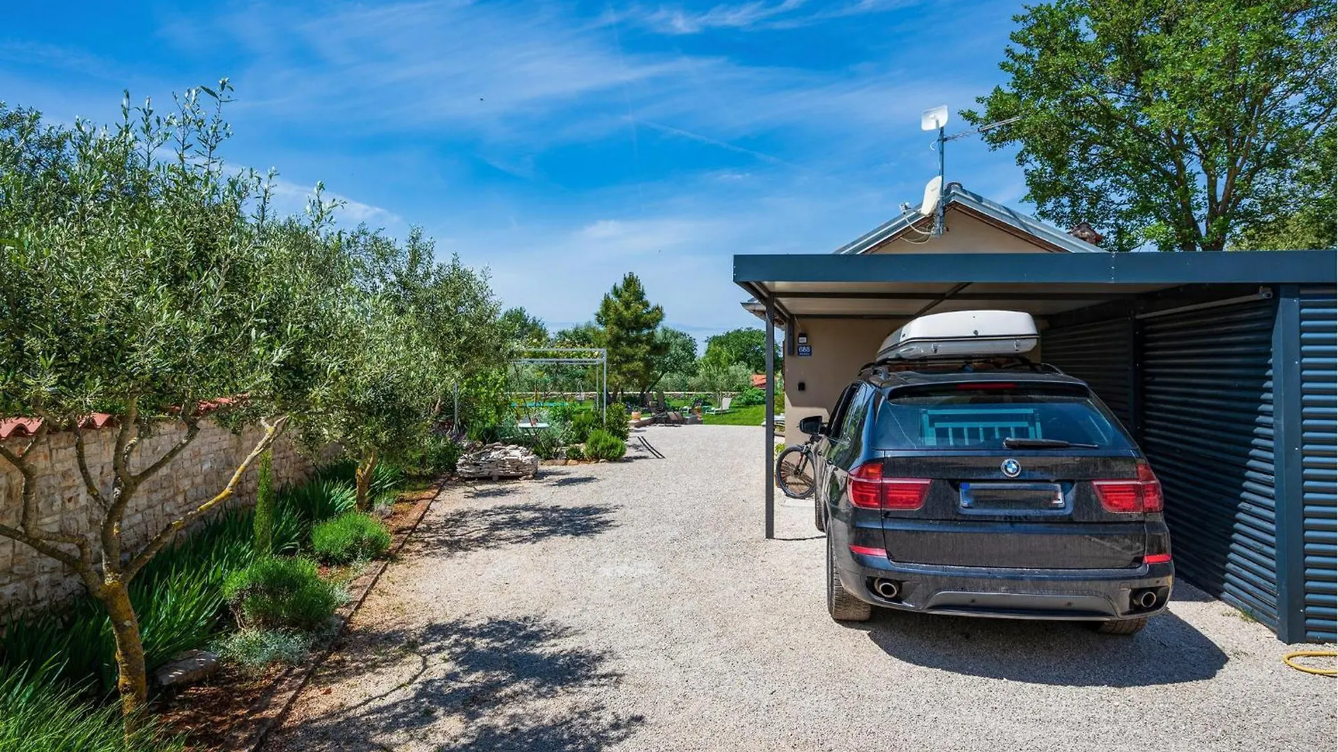 1 Bedroom Awesome Home In Peroj Holiday home